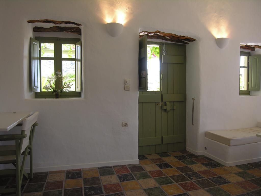 Gorgona Hotel Mylopotas Eksteriør billede